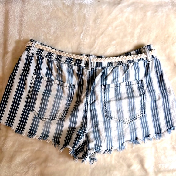 REWASH 🩳 FRINGED 100% COTTON BLUE/WHITE STRIPED SHORTS WITH ROPE BELT Womens XL - Picture 2 of 6